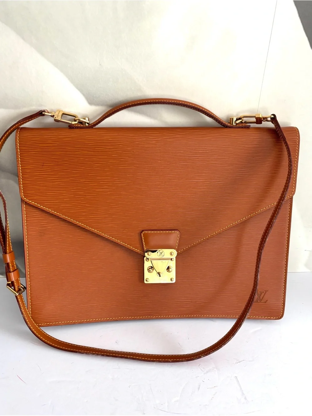 Louis Vuitton business bag / briefcase
